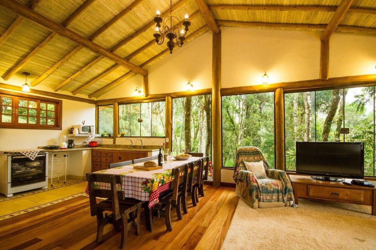 Casa Com Area Gourmet Perto Do Parque Amantikir * Campos do Jordão