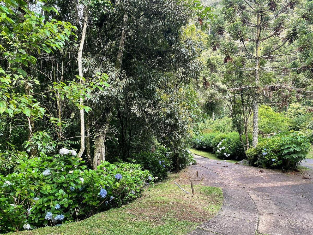 Casa Com Area Gourmet Perto Do Parque Amantikir Casa de férias Campos do Jordão